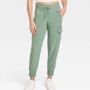 NWT All in Motion Cargo Joggers